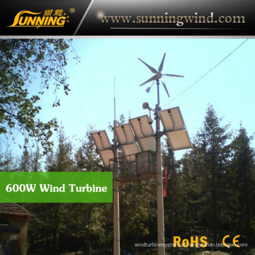 Uso residencial da casa do gerador de turbina eólica do gerador de vento 600W